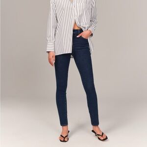 Abercrombie High Rise Straight Leg Skinny Jeans